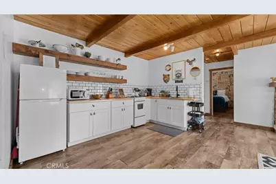 573 Spruce, Sugarloaf, CA 92386 - Photo 13