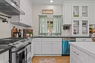 3735 Hilgard, Corona, CA 92882 - Photo 7