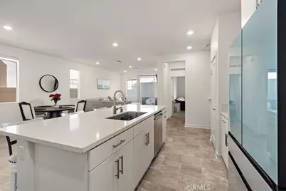 16728 Grapefruit Lane, Fontana, CA 92336 - Photo 7