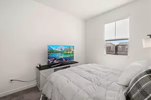 16728 Grapefruit Ln, Fontana, CA 92336 - Photo 35