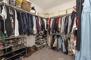 16728 Grapefruit Ln, Fontana, CA 92336 - Photo 37