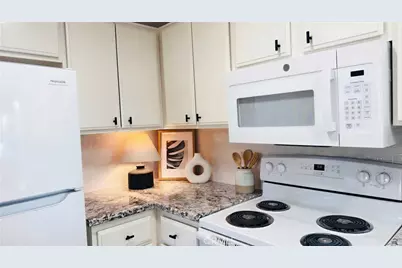 18 Corniche Dr. #B, Dana Point, CA 92629 - Photo 13