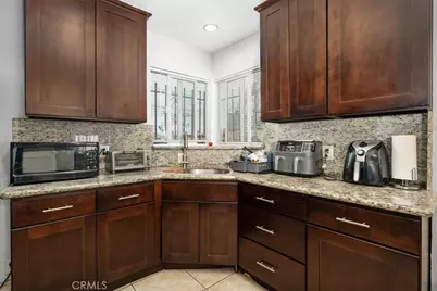 9819 S S. Normandie, Los Angeles, CA 90044 - Photo 13