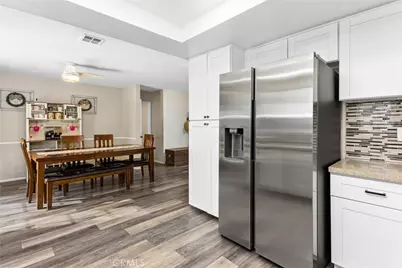 33241 Avenue D, Yucaipa, CA 92399 - Photo 13