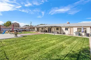 33241 Ave D, Yucaipa, CA 92399 - Photo 23