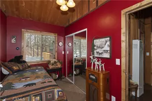 328 Wabash, Sugarloaf, CA 92386 - Photo 19