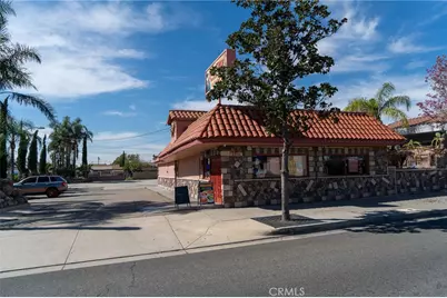 8836 Sierra, Fontana, CA 92335 - Photo 33