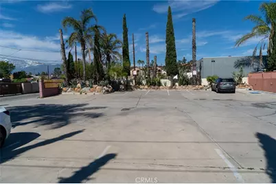 8836 Sierra, Fontana, CA 92335 - Photo 35