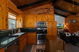 39975 Ohio Ln, Big Bear Lake, CA 92315 - Photo 5