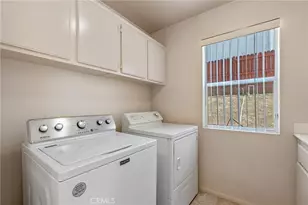 1070 Mandevilla Way, Corona, CA 92879 - Photo 19