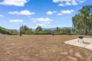 1070 Mandevilla Way, Corona, CA 92879 - Photo 39