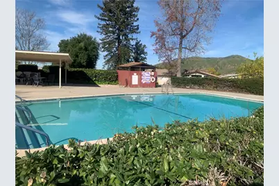 11884 4th, Yucaipa, CA 92399 - Photo 19
