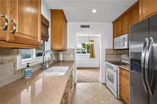 10054 Poulsen, Montclair, CA 91763 - Photo 9