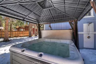 737 E Mountain View, Big Bear City, CA 92314 - Photo 3