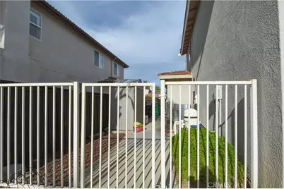 23809 Barberry Place, Murrieta, CA 92562 - Photo 35