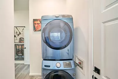 800 E 27th, Los Angeles, CA 90011 - Photo 29