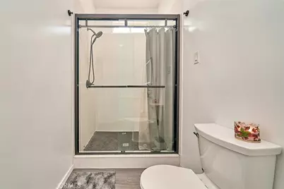 800 E 27th, Los Angeles, CA 90011 - Photo 21