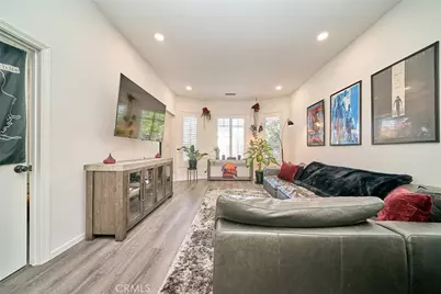 800 E 27th, Los Angeles, CA 90011 - Photo 7