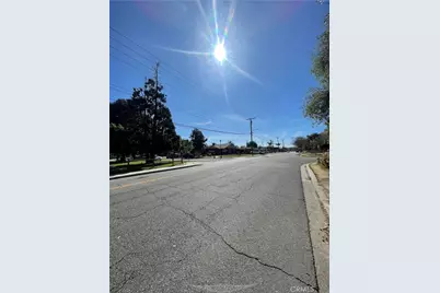 4060 Harrison Street, Riverside, CA 92503 - Photo 11
