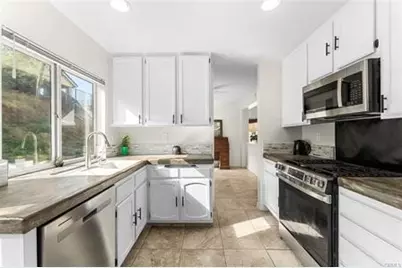 22933 De Berry Street, Grand Terrace, CA 92313 - Photo 9