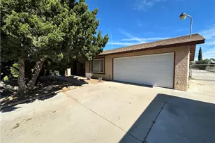 6080 Lucretia, Jurupa Valley, CA 91752 - Photo 5
