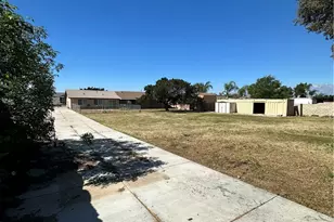 6080 Lucretia, Jurupa Valley, CA 91752 - Photo 33