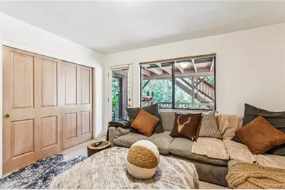 27391 Alpen, Lake Arrowhead, CA 92352 - Photo 35