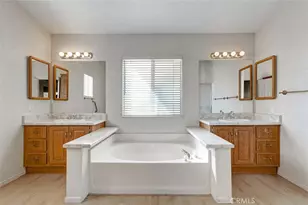 21302 21302 Blue Curl Way, Canyon Country, CA 91351 - Photo 27