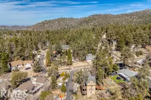 32455 Scandia, Running Springs, CA 92382 - Photo 21