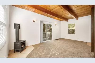 33283 Holcomb Creek, Green Valley Lake, CA 92341 - Photo 5