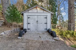 21621 Sawpit Canyon, Cedarpines Park, CA 92322 - Photo 25