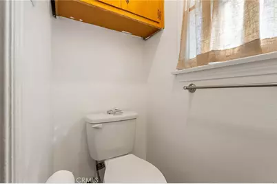 211 E 34th, San Bernardino, CA 92404 - Photo 33