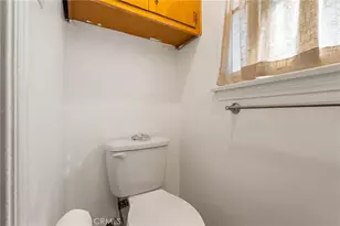 211 E 34th, San Bernardino, CA 92404 - Photo 33