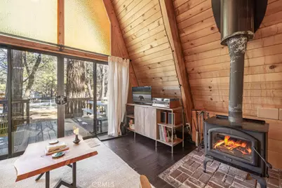 446 Riverside, Sugarloaf, CA 92386 - Photo 7