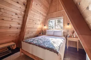 446 Riverside, Sugarloaf, CA 92386 - Photo 17