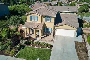 31801 Oak Wood Cir, Yucaipa, CA 92399 - Photo 3