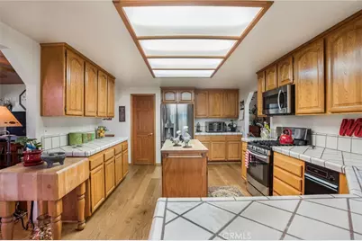 615 San Benito, Lake Arrowhead, CA 92352 - Photo 5