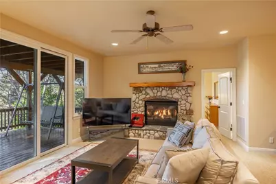 173 Grizzly Road, Lake Arrowhead, CA 92352 - Photo 25