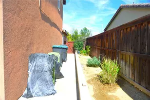 37475 Gallery Ln, Beaumont, CA 92223 - Photo 39