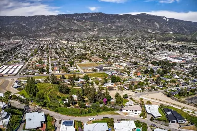 466 Edgerton, San Bernardino, CA 92405 - Photo 33