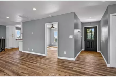 466 Edgerton, San Bernardino, CA 92405 - Photo 5