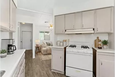 35011 Avenue E #71, Yucaipa, CA 92399 - Photo 3