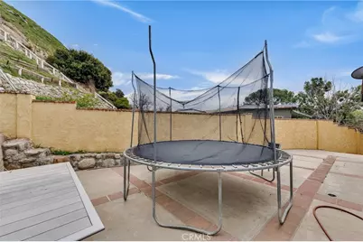 9707 Foothill, Sylmar, CA 91342 - Photo 13