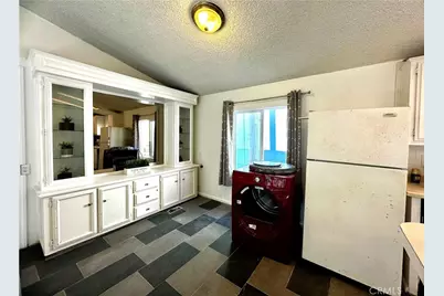 706 W. Romneya Dr., Anaheim, CA 92801 - Photo 5