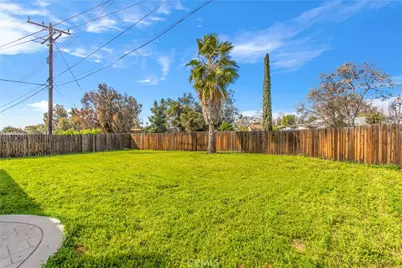 35244 Velardo Dr, Yucaipa, CA 92399 - Photo 31