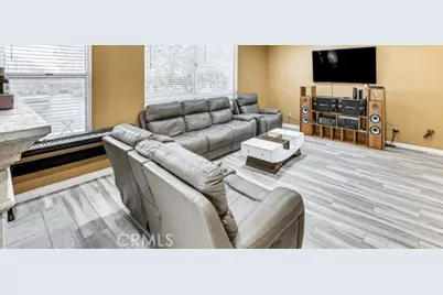 1020 La Salle Circle, Corona, CA 92879 - Photo 13