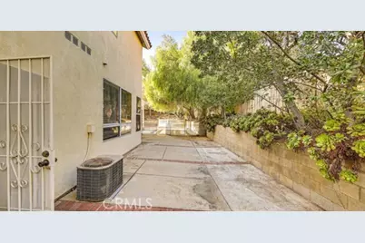 1020 La Salle Circle, Corona, CA 92879 - Photo 37