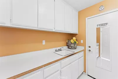 1020 La Salle Circle, Corona, CA 92879 - Photo 31