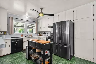 5523 Lakewood Boulevard, Lakewood, CA 90712 - Photo 11