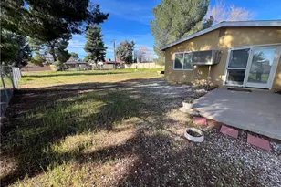 16289 Vine, Hesperia, CA 92345 - Photo 3